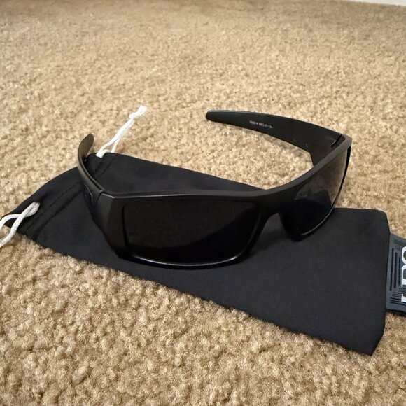 ( OO9014 ) Oakley Gascan Black Matte Frame Black Lens - Picture 5 of 8